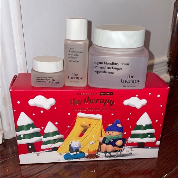 Other - The Face Shop Skincare Set